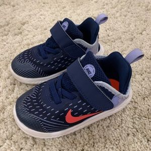 Nike Toddler Sneakers Size C8